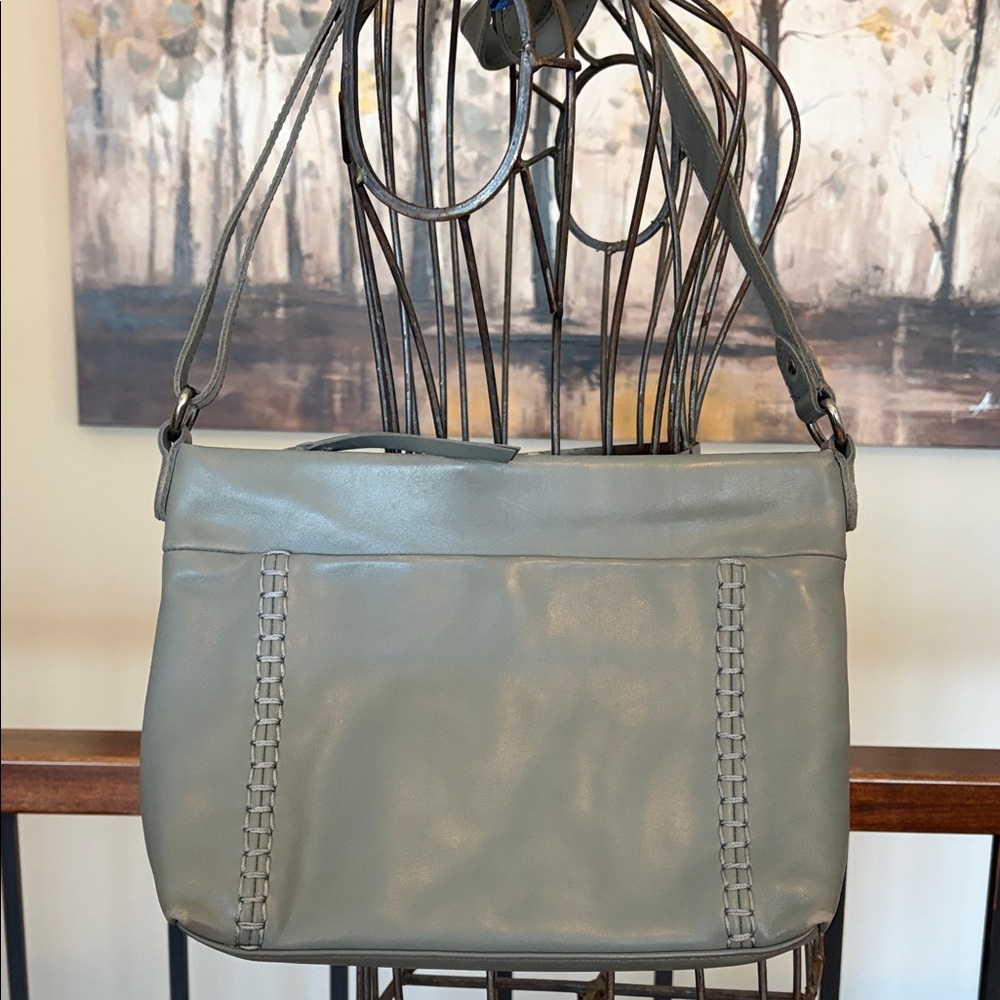 the sak Melrose Light Gray Smoothest Leather Crossbody Bag Excellent
